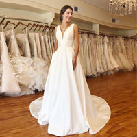 Women's Autumn V-neck Sleeveless Wedding Dress
